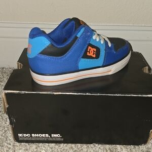 DC Blue and Black Sneakers with Suede Finish